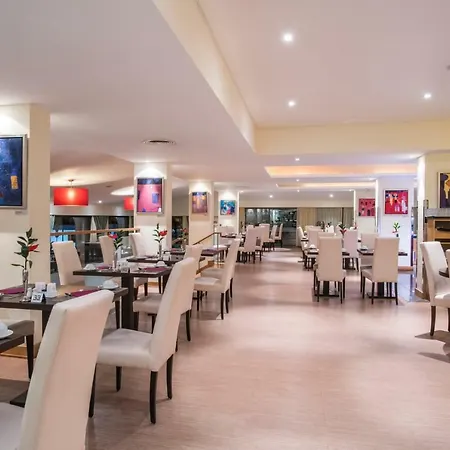 Deluxe Suites At Gardens Ξενοδοχείο